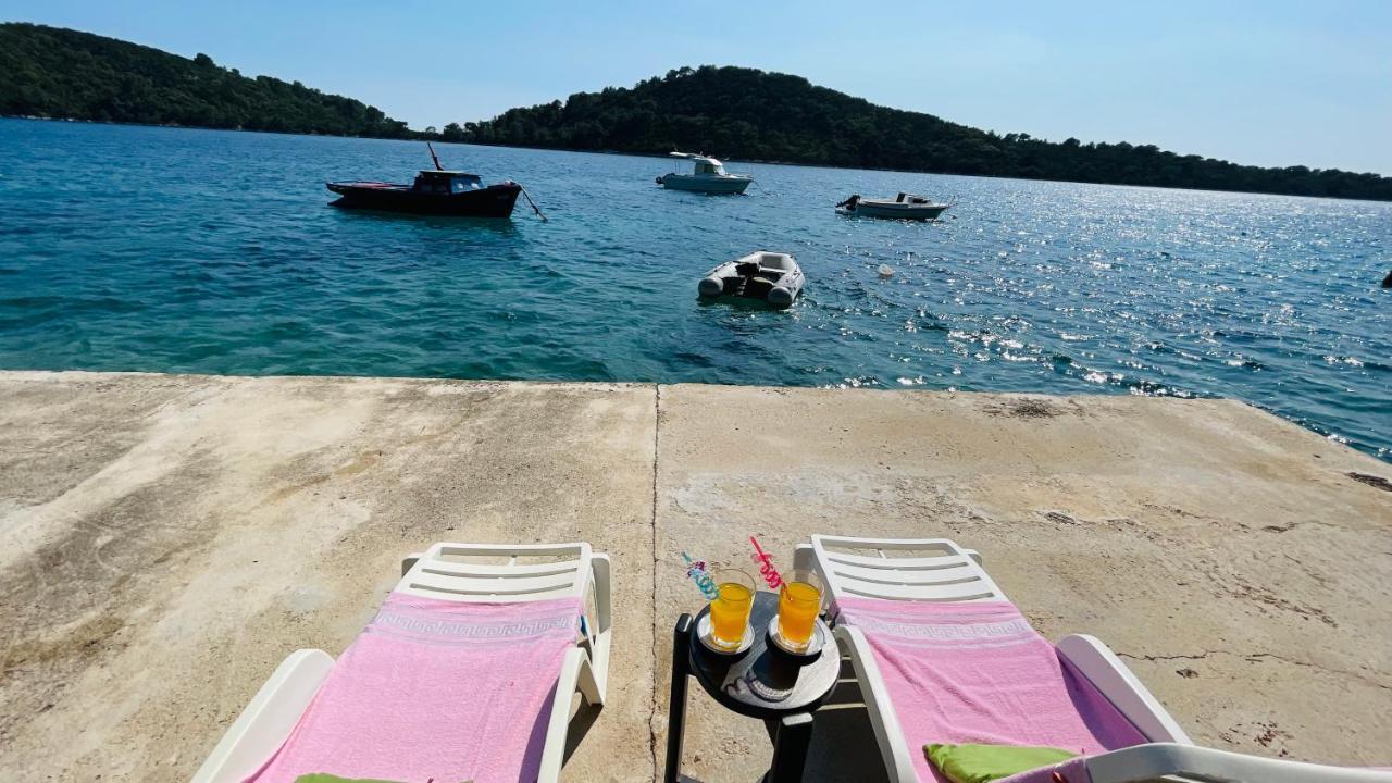 Lovely Apartments On The Private Beach - Island Korcula Prizba Ngoại thất bức ảnh
