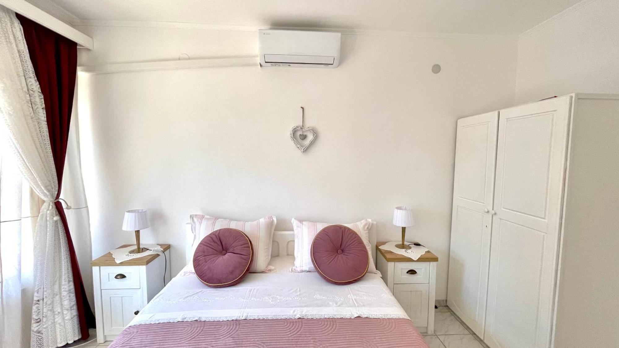 Lovely Apartments On The Private Beach - Island Korcula Prizba Ngoại thất bức ảnh